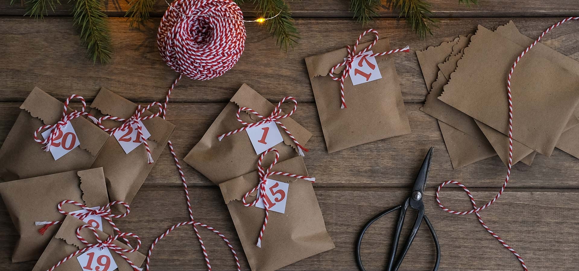 Knutsel een eigen persoonlijke adventskalender en koop cadeaus voor familie of vrienden