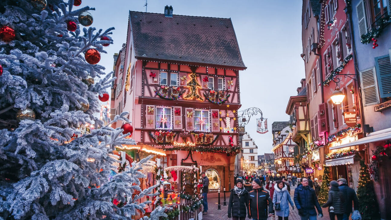  Colmar de magie van Kerstmis in Colmar