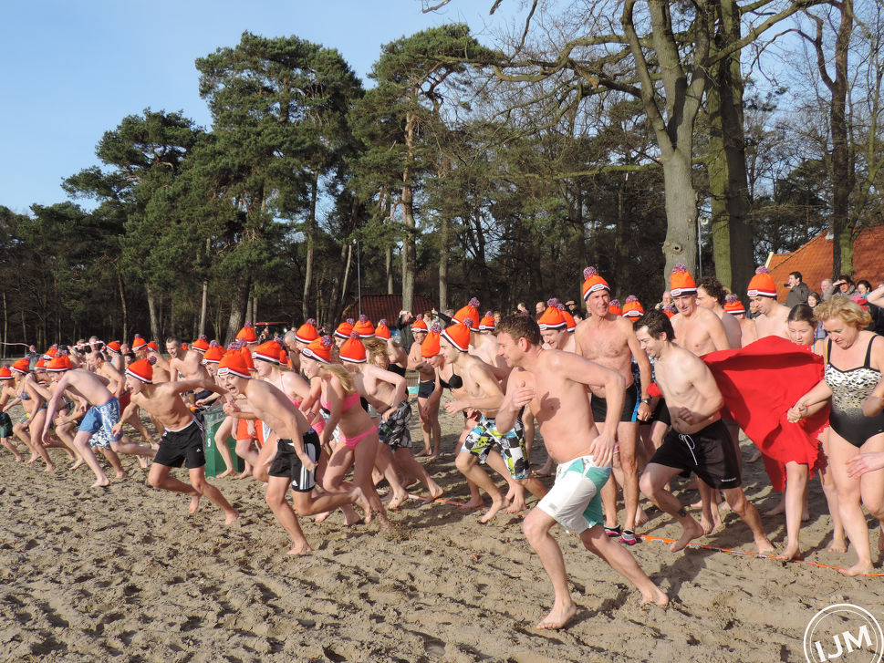  Nieuwjaarsduik IJzeren Man Vught in Vught